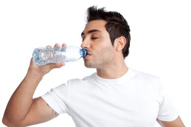 Diabetics always qualify a strong thirst